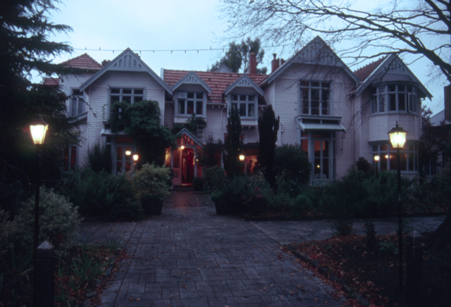 Eliza's Manor House, Christchurch